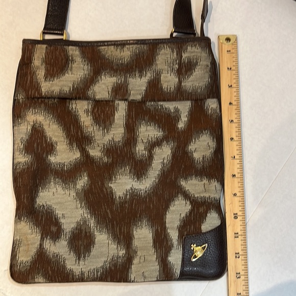 Authentic vintage Vivienne  Westwood Crossbody bag safari print - Picture 13 of 13